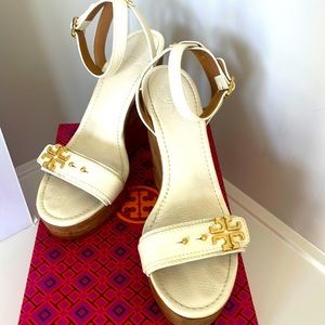 Tory Burch- Elina Platform Wedge. Ivory White leather. 125mm (~5inch).Size 10.5M